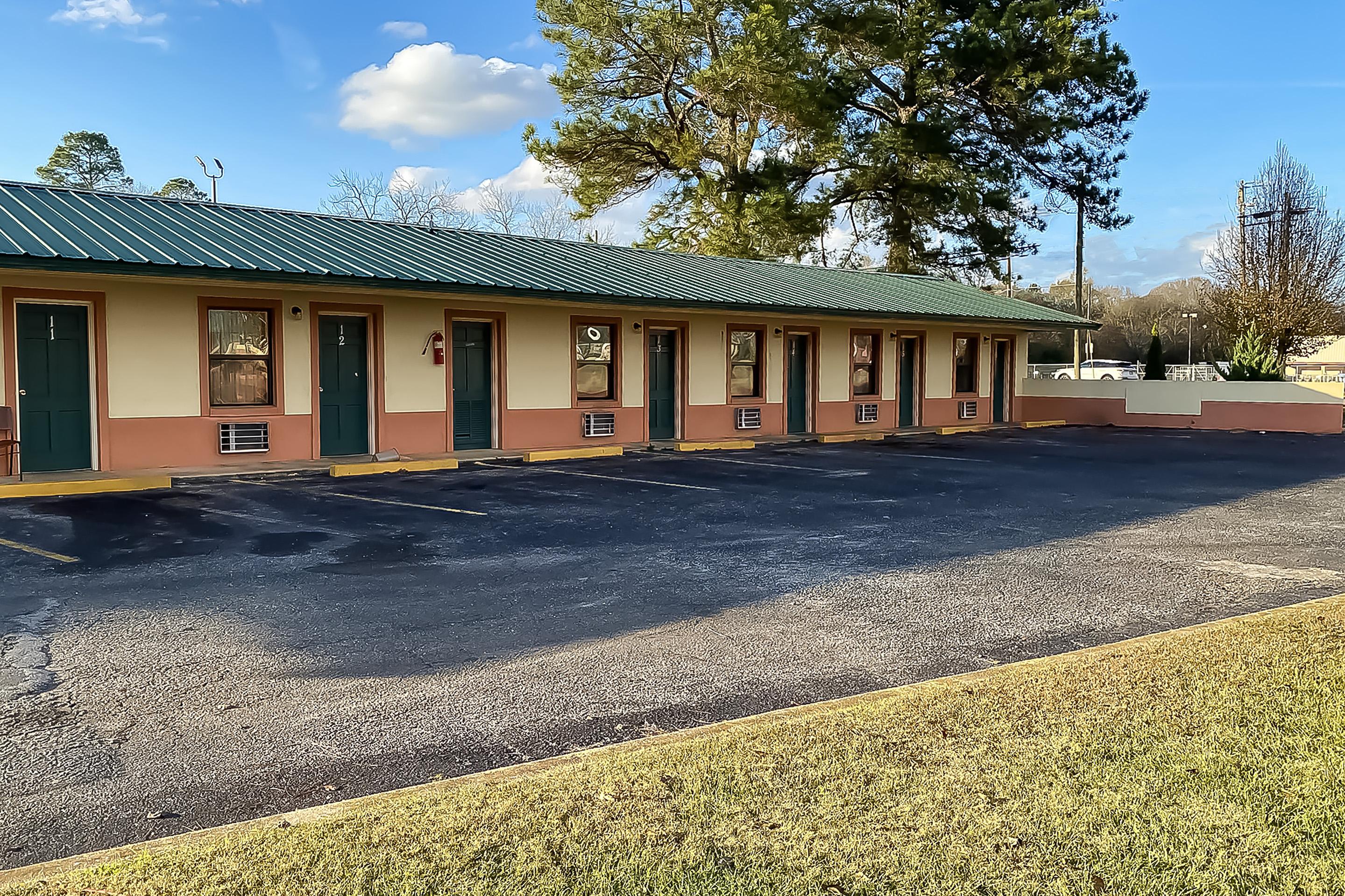 Hotel O Tallassee Hwy 14 エクステリア 写真